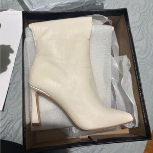 Anne Michelle Cream Heeled Boots